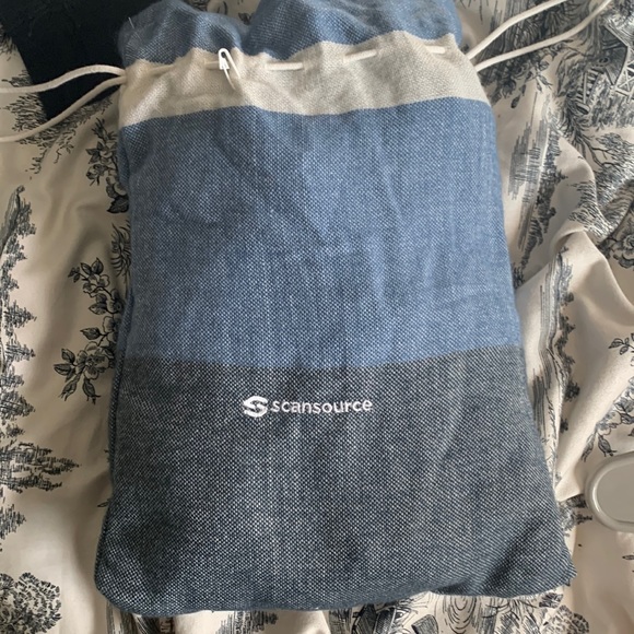 Mer Sea & Co Beach Shall - Picture 2 of 9